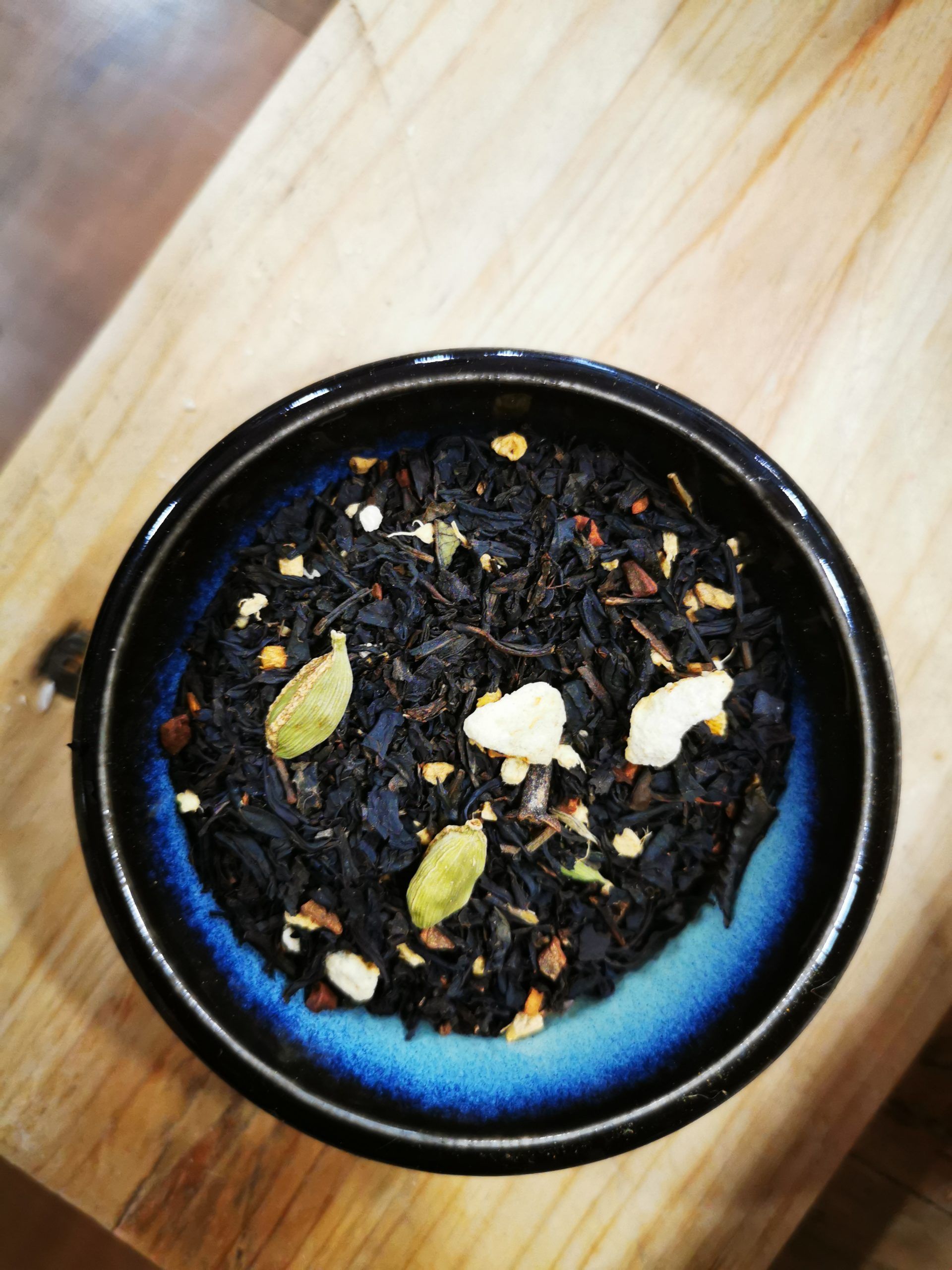 té pakistaní