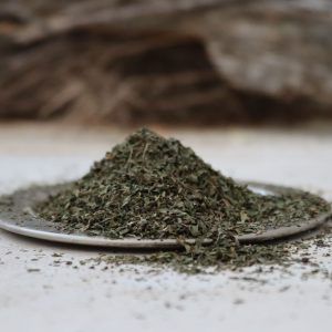 Menta hoja triturada