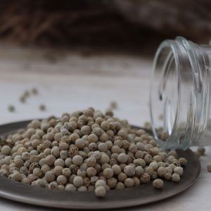 Pimienta blanca grano