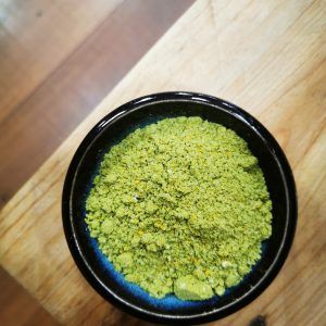 matcha latte con mango
