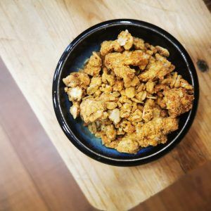 granola crema cacahuete